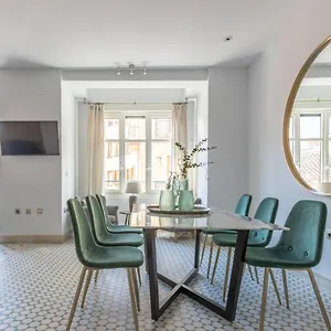 https://living4malaga-supreme.1costadelsol.com